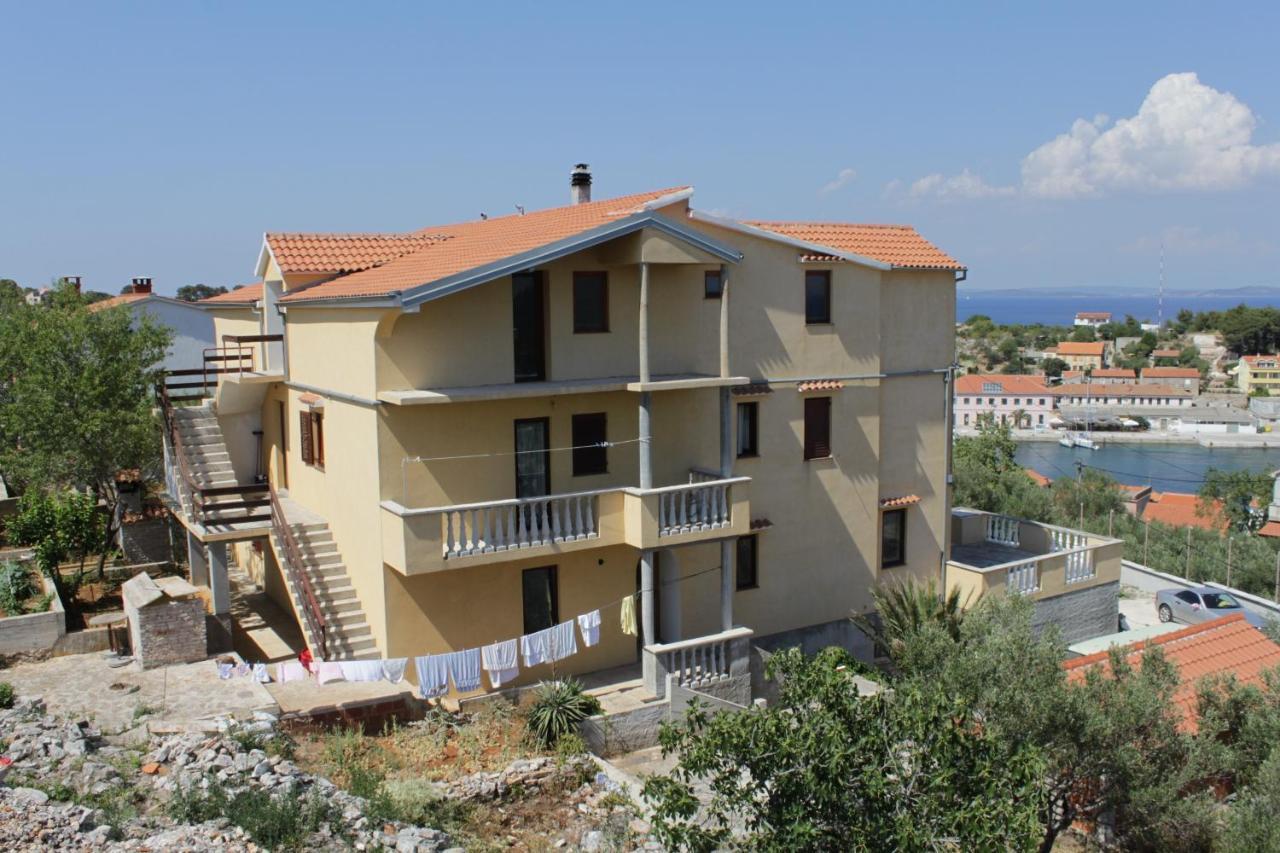 Apartments With A Parking Space Sali, Dugi Otok - 8152 מראה חיצוני תמונה