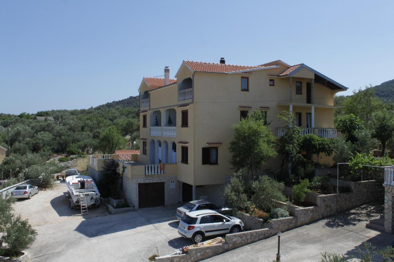 Apartments With A Parking Space Sali, Dugi Otok - 8152 מראה חיצוני תמונה