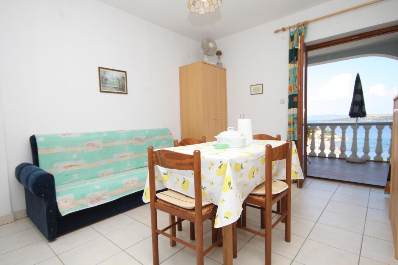 Apartments With A Parking Space Sali, Dugi Otok - 8152 מראה חיצוני תמונה