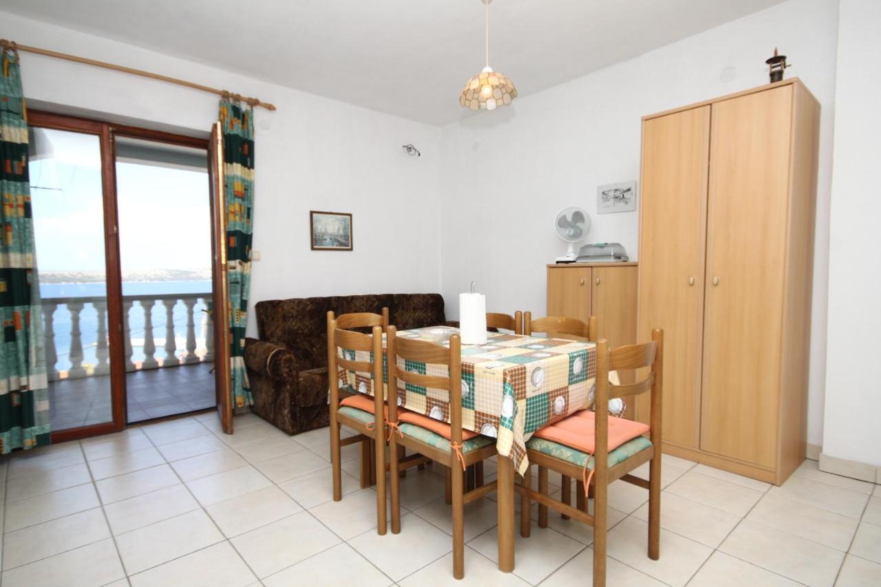 Apartments With A Parking Space Sali, Dugi Otok - 8152 מראה חיצוני תמונה