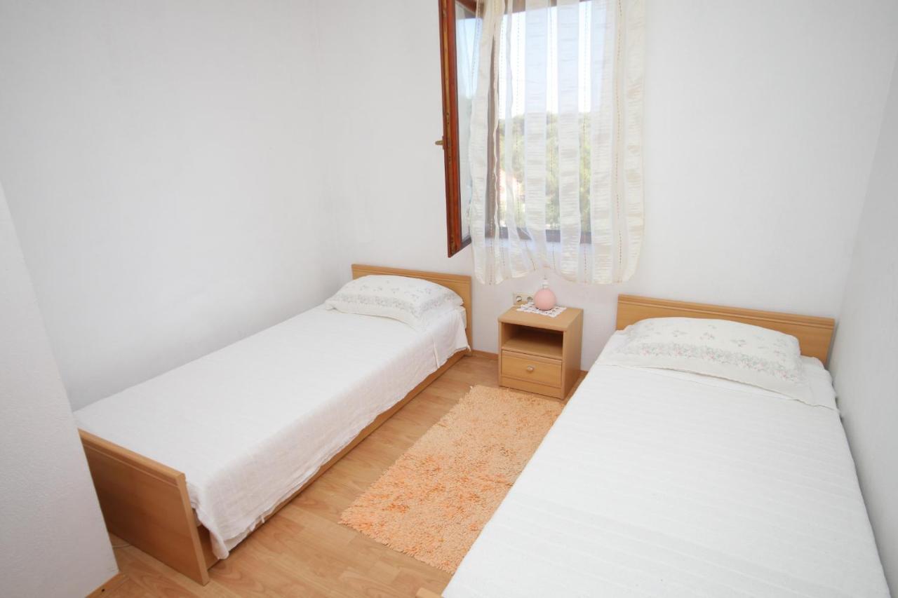 Apartments With A Parking Space Sali, Dugi Otok - 8152 מראה חיצוני תמונה