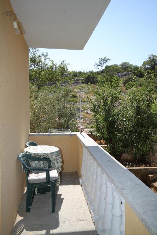 Apartments With A Parking Space Sali, Dugi Otok - 8152 מראה חיצוני תמונה